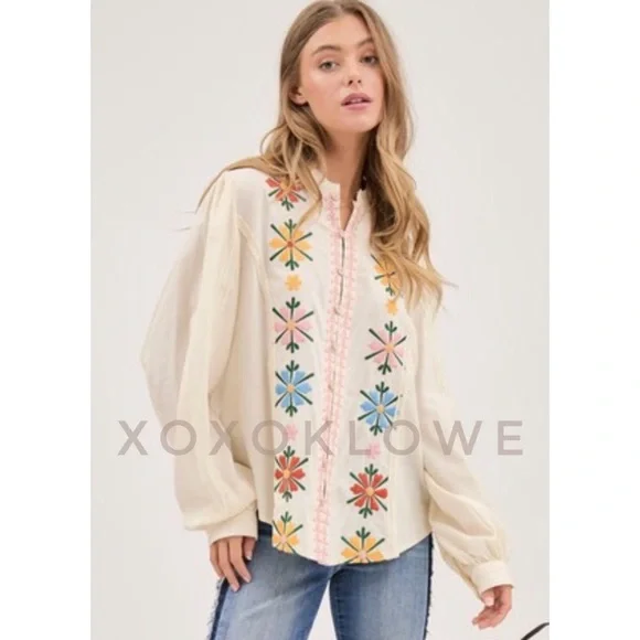 Boho Cream Blouse Flower Embroidery Button Front - Picture 9 of 13